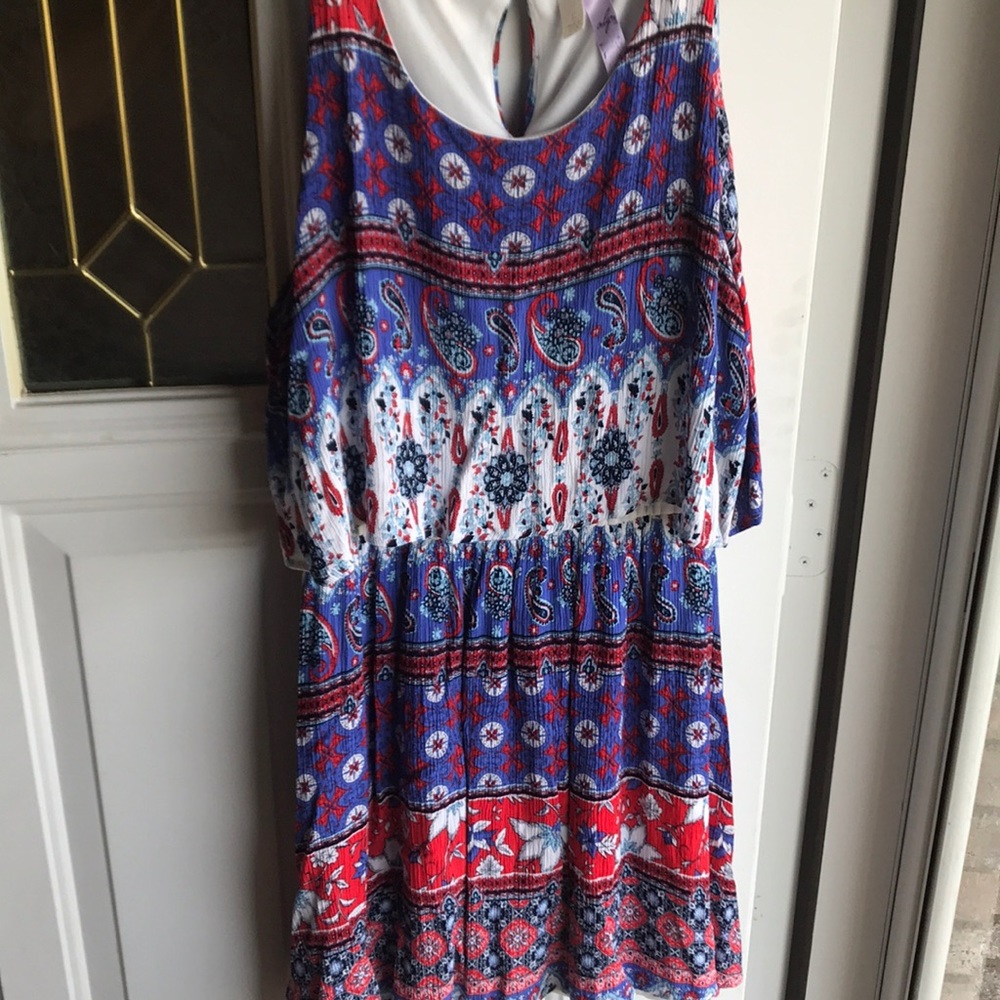Dress - Picture 2 of 7
